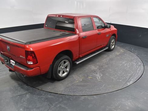 Used 2018 RAM 1500 Express w/ Express Value Package image 39