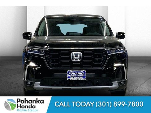 New 2025 Honda Pilot EX-L image 3