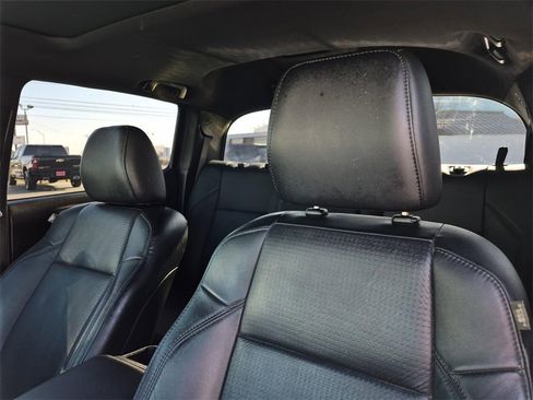 Used 2023 Toyota Tacoma TRD Off-Road w/ TRD Premium Off Road Package image 32