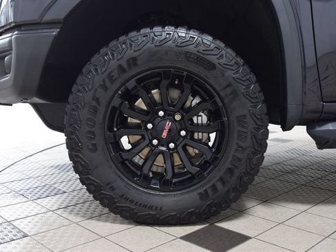 Used 2023 GMC Sierra 1500 AT4X AWD/4WD image 32