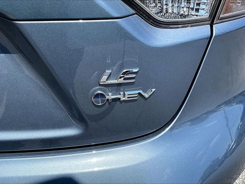 Used 2025 Toyota Corolla LE w/ LE Premium Package FWD image 10