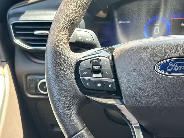 Used 2023 Ford Explorer King Ranch w/ Technology Package AWD/4WD image 8