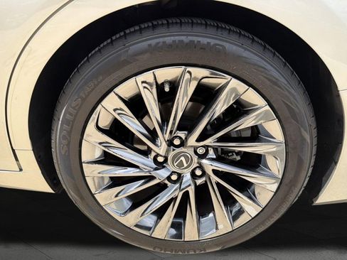 Certified 2024 Lexus ES 350 Ultra Luxury w/ Accessory Package (Z2) FWD image 23