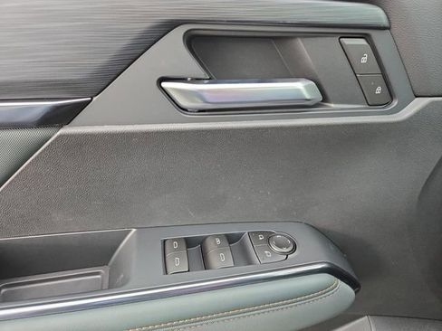 New 2026 GMC Acadia AT4 image 18