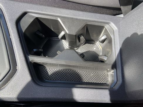 Used 2023 Volkswagen Tiguan SE w/ Panoramic Sunroof Package FWD image 34