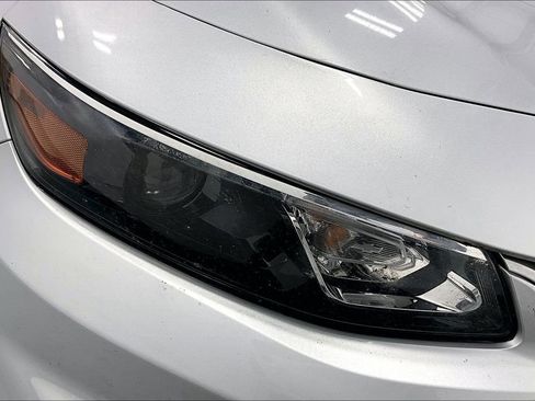 Used 2018 Chevrolet Malibu LT w/ Leather Package image 37