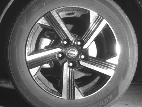 Used 2025 Nissan Sentra SV image 12