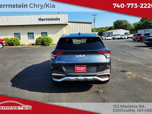 Used 2023 Kia Sportage EX AWD/4WD image 31