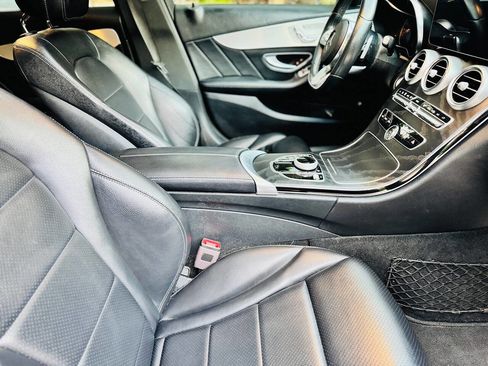 Used 2019 Mercedes-Benz C 300 C 300 4dr Sedan image 9