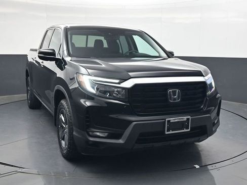Used 2023 Honda Ridgeline RTL-E image 2