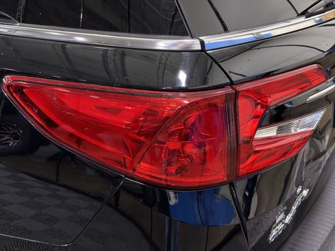 Used 2021 Honda Odyssey EX-L image 17