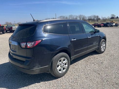 Used 2017 Chevrolet Traverse LS image 4