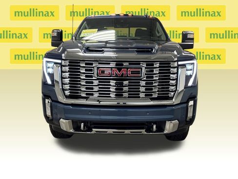 New 2025 GMC Sierra 2500 Denali w/ Denali Reserve Package image 5
