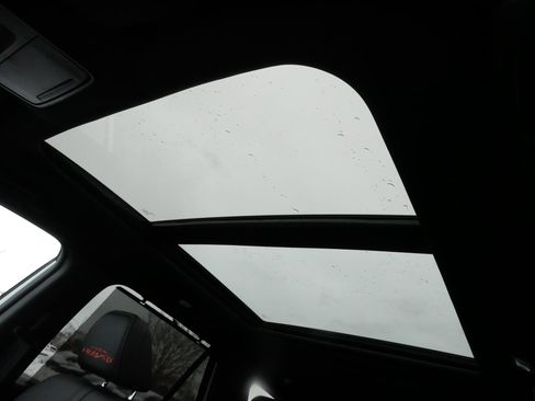 Certified 2025 Honda Pilot TrailSport image 35