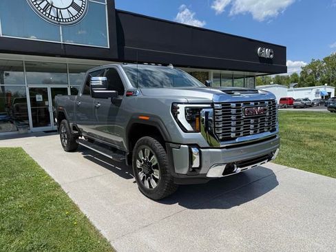 New 2026 GMC Sierra 2500 Denali w/ Denali Reserve Package AWD/4WD image 1