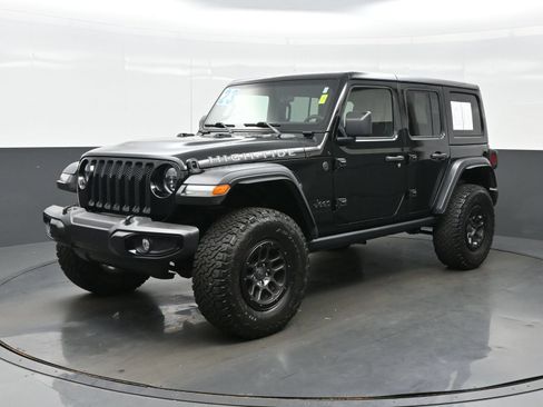 Used 2023 Jeep Wrangler Unlimited Sport AWD/4WD image 2
