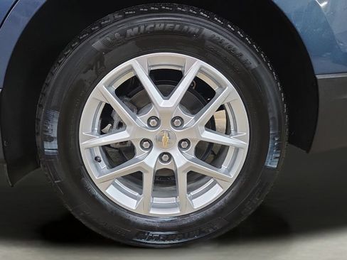 Used 2024 Chevrolet Equinox LS FWD image 29