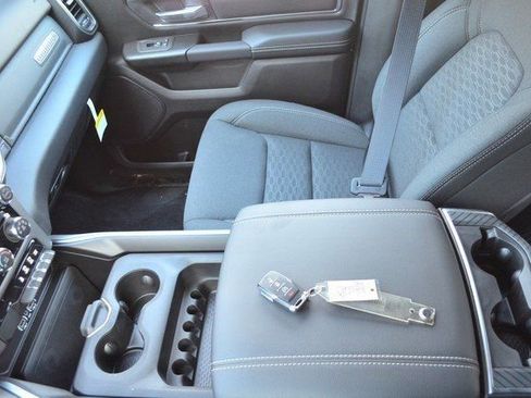 New 2026 RAM 1500 Big Horn AWD/4WD image 22