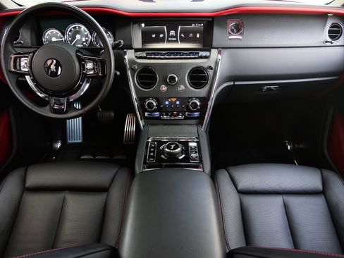 Used 2023 Rolls-Royce Cullinan AWD/4WD image 4