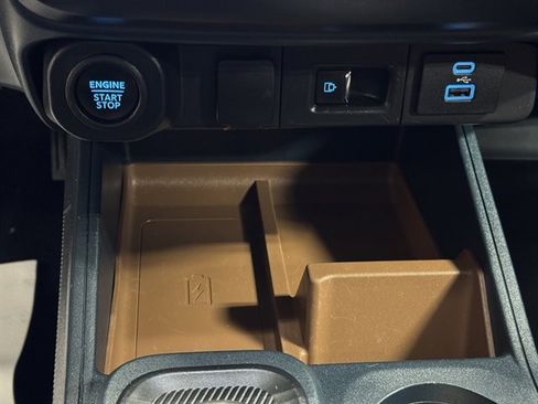 Used 2022 Ford Maverick Lariat w/ Lariat Luxury Package image 30