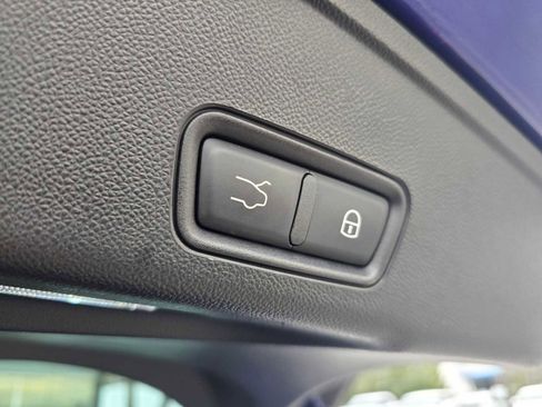 Used 2023 Maserati Grecale GT image 18