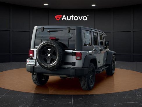 Used 2013 Jeep Wrangler Unlimited Sport image 5
