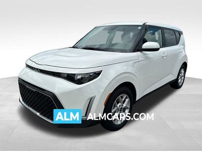 Used 2025 Kia Soul LX w/ LX Technology Package