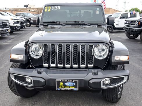 Used 2022 Jeep Gladiator Overland w/ Popular Equipment Package AWD/4WD image 4
