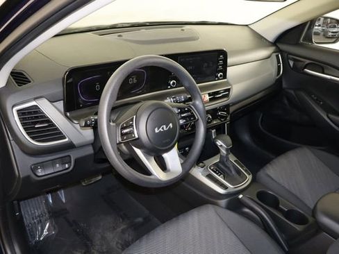Used 2026 Kia Seltos LX FWD image 23