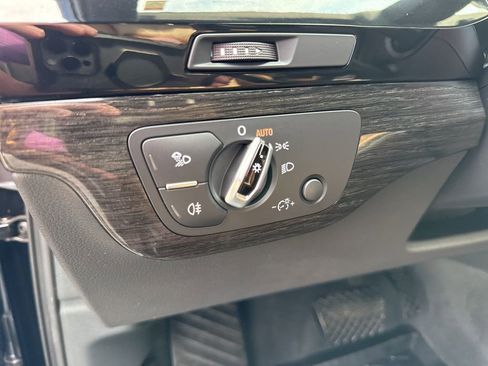 Used 2017 Audi Q7 3.0T Premium Plus image 23