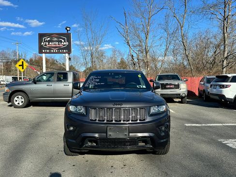 Used 2015 Jeep Grand Cherokee Altitude image 2