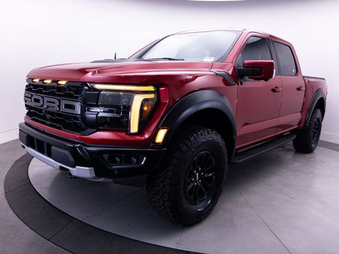 Used 2025 Ford F150 Raptor AWD/4WD image 18