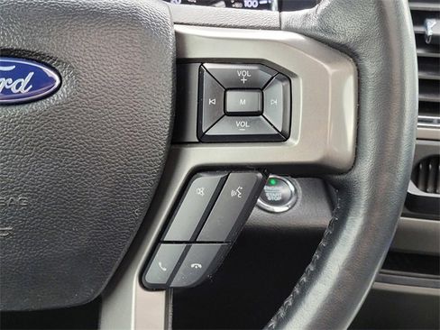 Certified 2021 Ford Expedition XLT image 29