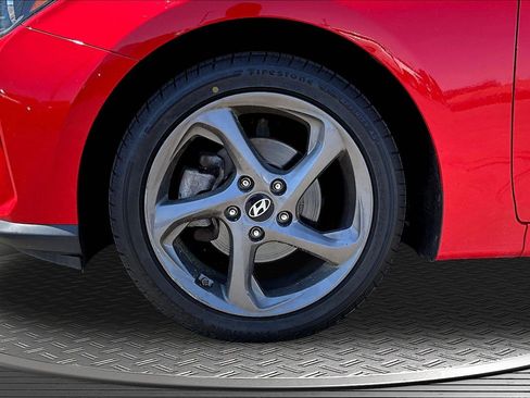 Used 2019 Hyundai Veloster 2.0 FWD image 24