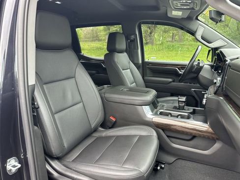 Used 2022 GMC Sierra 1500 Elevation w/ Elevation Premium Package AWD/4WD image 27