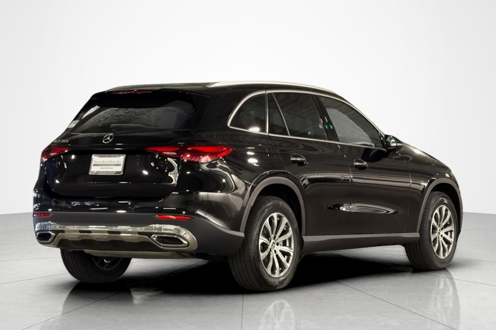 New 2026 Mercedes-Benz GLC 300 image 5