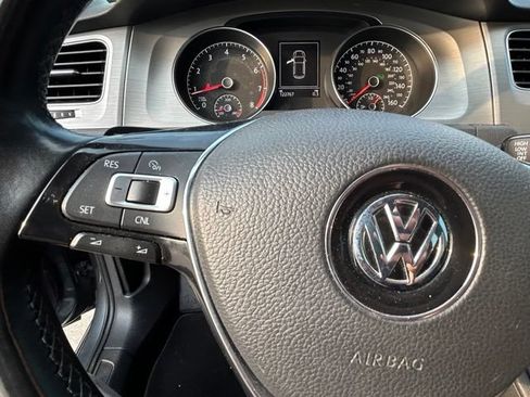 Used 2015 Volkswagen Golf S FWD image 14