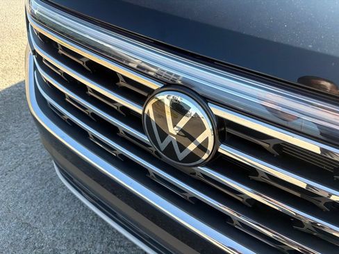 Used 2024 Volkswagen Atlas SE FWD image 9