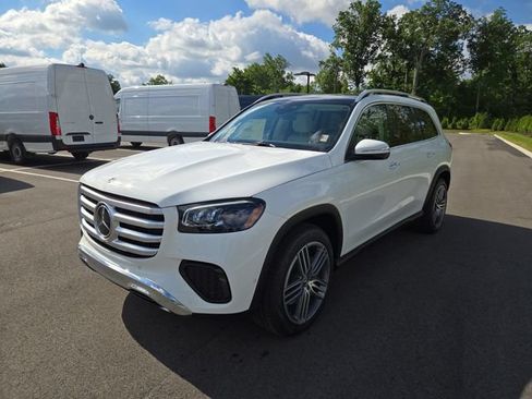 New 2026 Mercedes-Benz GLS 450 4MATIC image 7