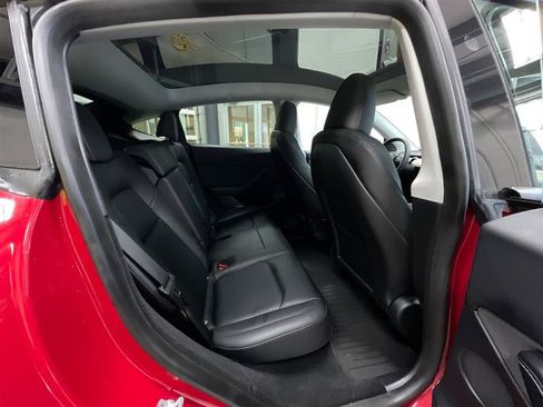Used 2023 Tesla Model Y Performance AWD/4WD image 23