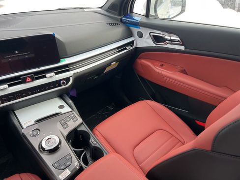 New 2026 Kia Sportage SX Prestige AWD/4WD image 12