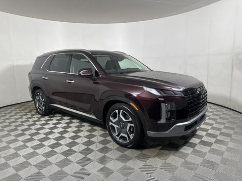 Used 2023 Hyundai Palisade Limited AWD/4WD image 1