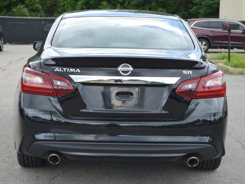Used 2018 Nissan Altima 2.5 SR FWD image 5