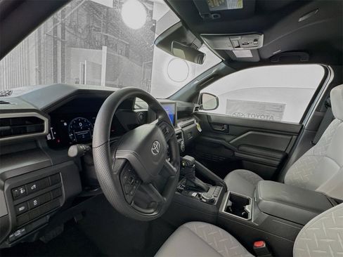 Certified 2025 Toyota Tacoma SR5 image 7