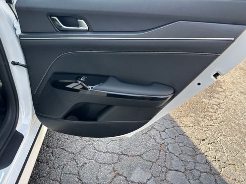 New 2026 Kia K5 GT-Line image 16