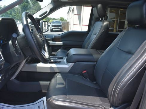 Used 2016 Ford F150 Lariat w/ Equipment Group 502A Luxury AWD/4WD image 18
