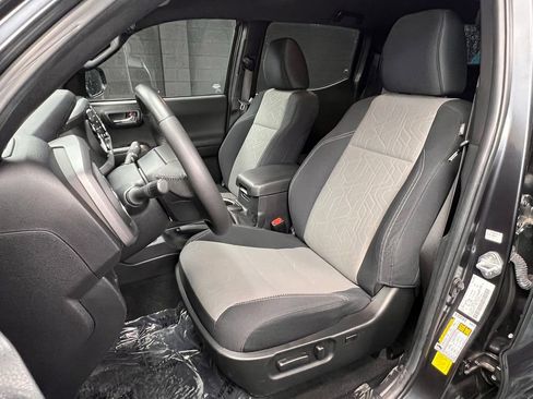 Used 2023 Toyota Tacoma TRD Sport AWD/4WD image 2