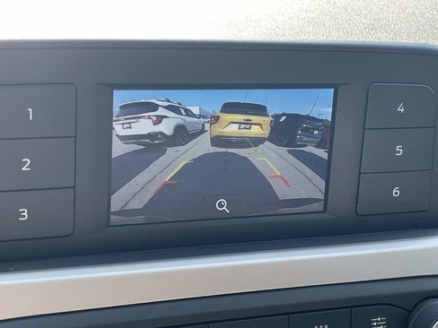 Used 2022 Ford Escape S image 17