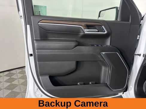 Used 2024 Chevrolet Silverado 1500 LT AWD/4WD image 8
