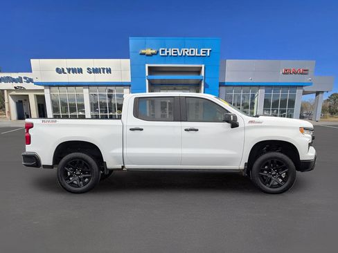 Used 2023 Chevrolet Silverado 1500 LT Trail Boss w/ LT Trail Boss Premium Package image 7